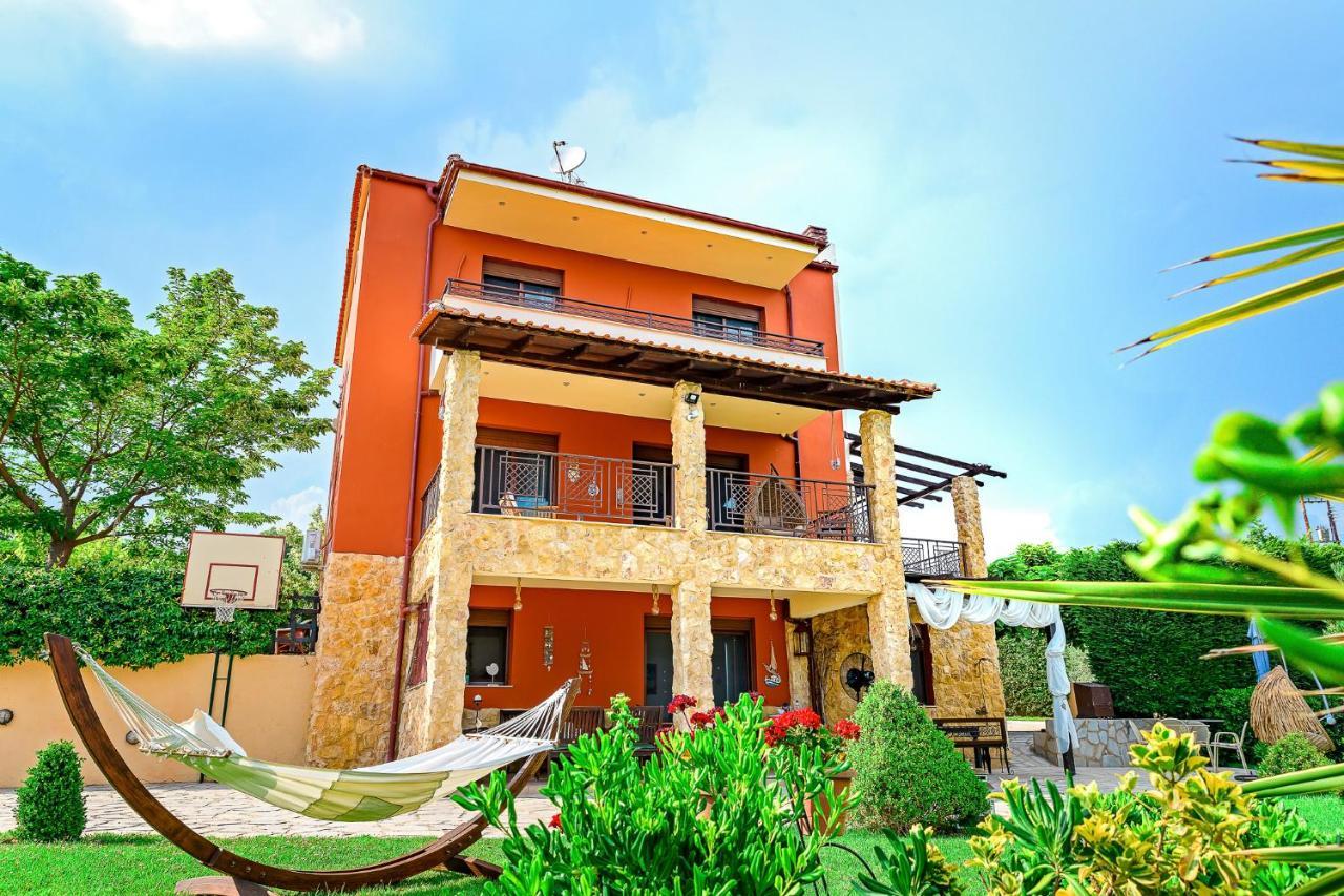 Villa Mariellie Néa Péramos المظهر الخارجي الصورة