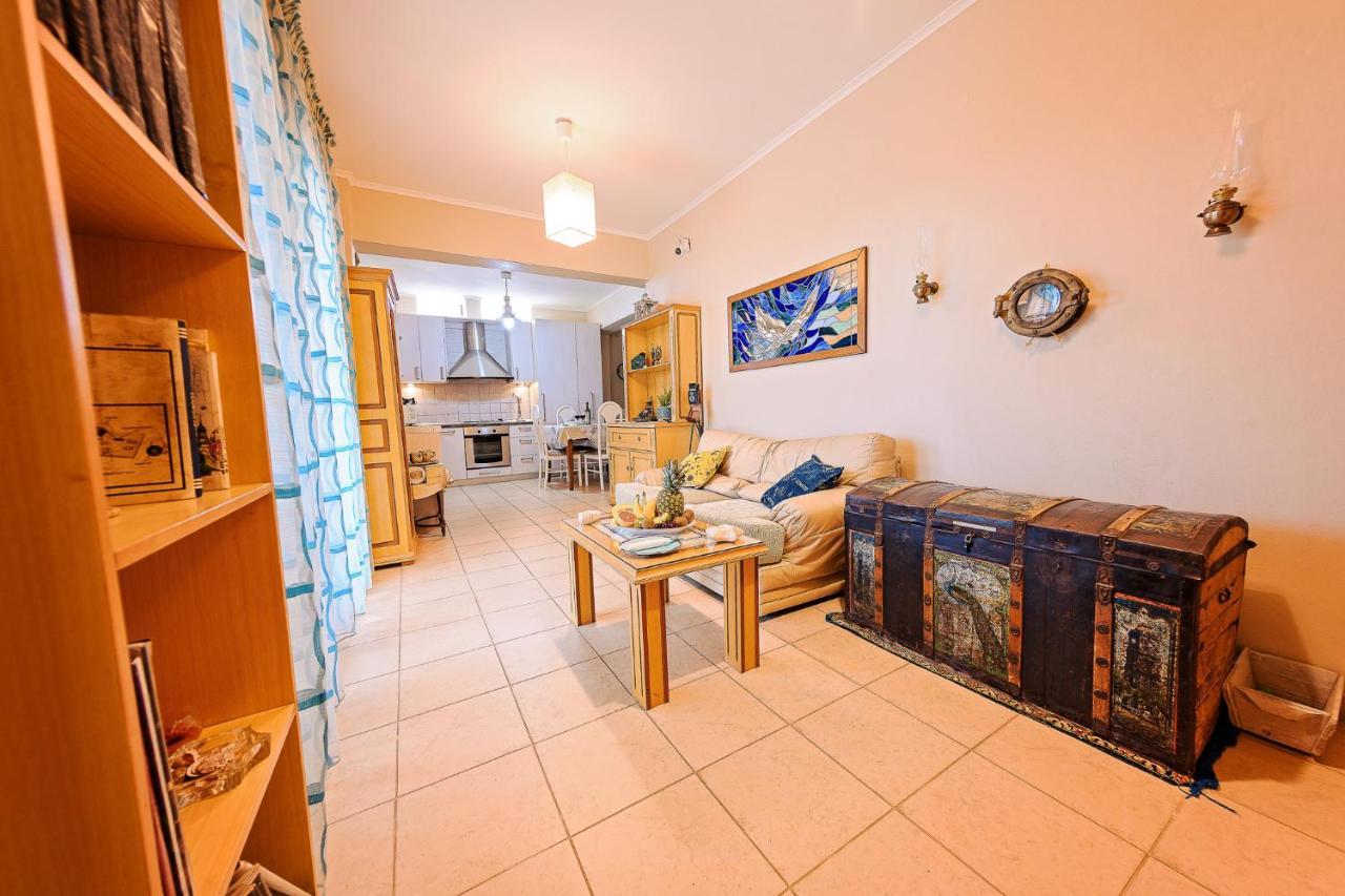 Villa Mariellie Néa Péramos المظهر الخارجي الصورة